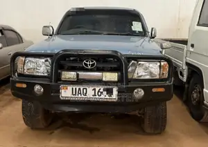 Toyota Hilux 2002 Blue