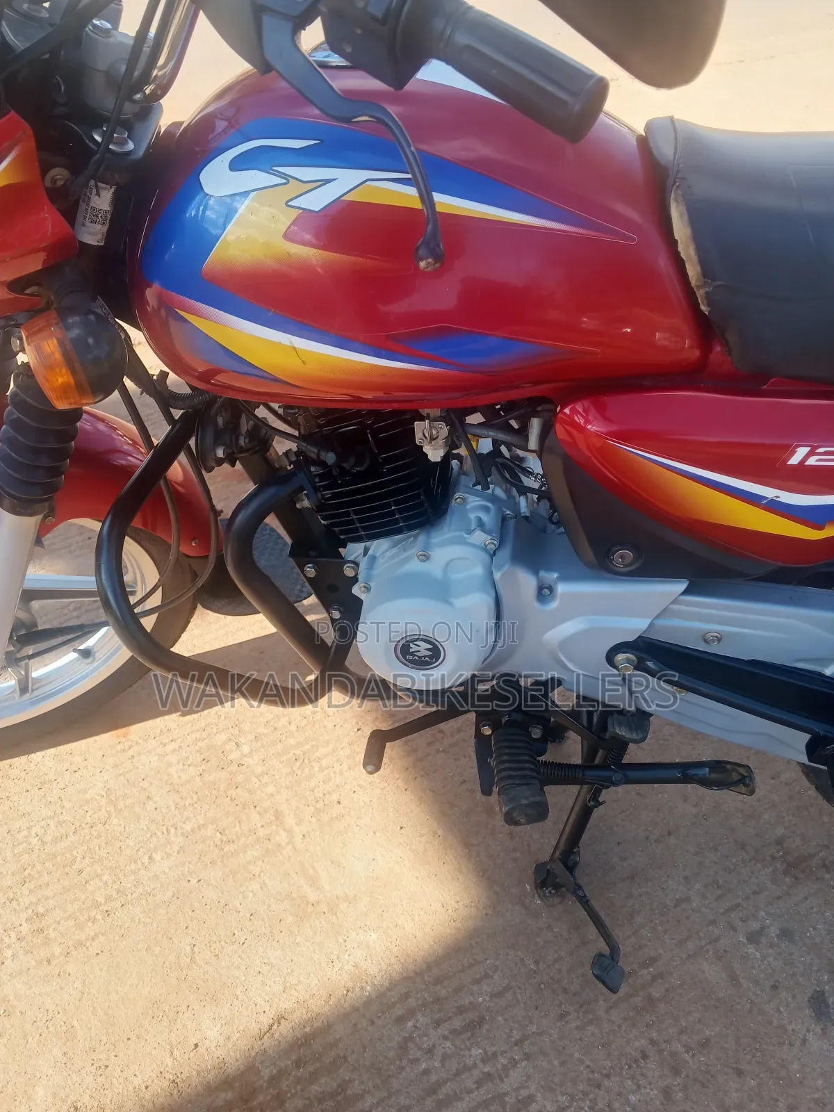 Bajaj Boxer 125 2024 Red