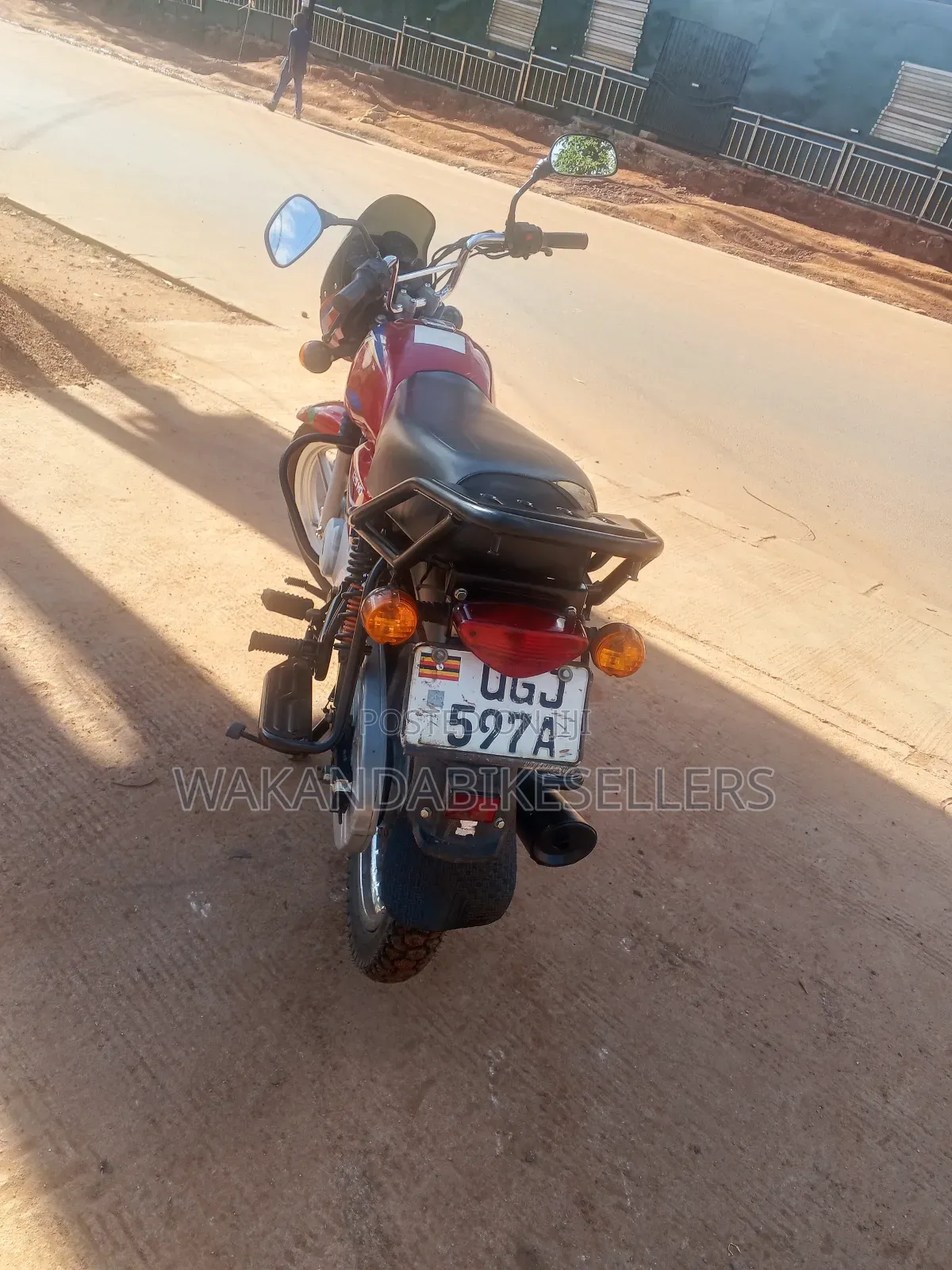 Bajaj Boxer 125 2024 Red