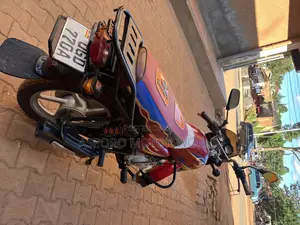 Bajaj CT 125X 2024 Red