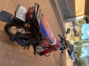 Bajaj CT 125X 2024 Red