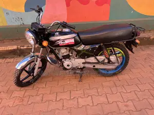 Bajaj Boxer 100 2018 Black