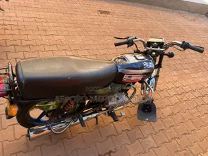 Bajaj Boxer 100 2018 Black