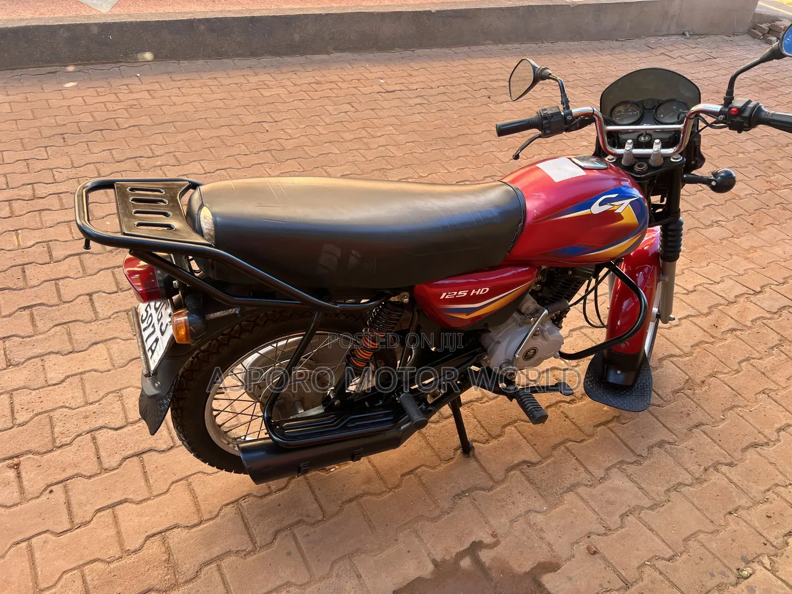 Bajaj CT 125X 2025 Red