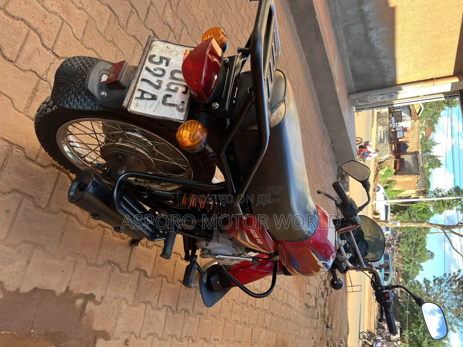 Bajaj CT 125X 2025 Red