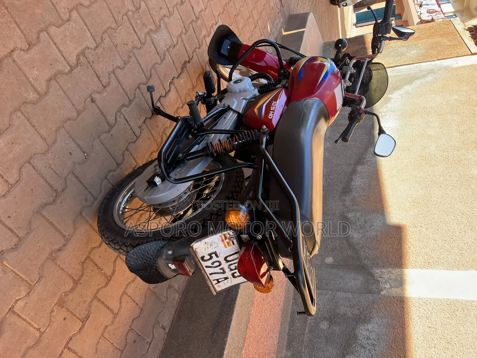 Bajaj CT 125X 2025 Red