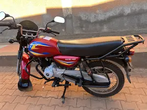 Bajaj CT 125X 2025 Red