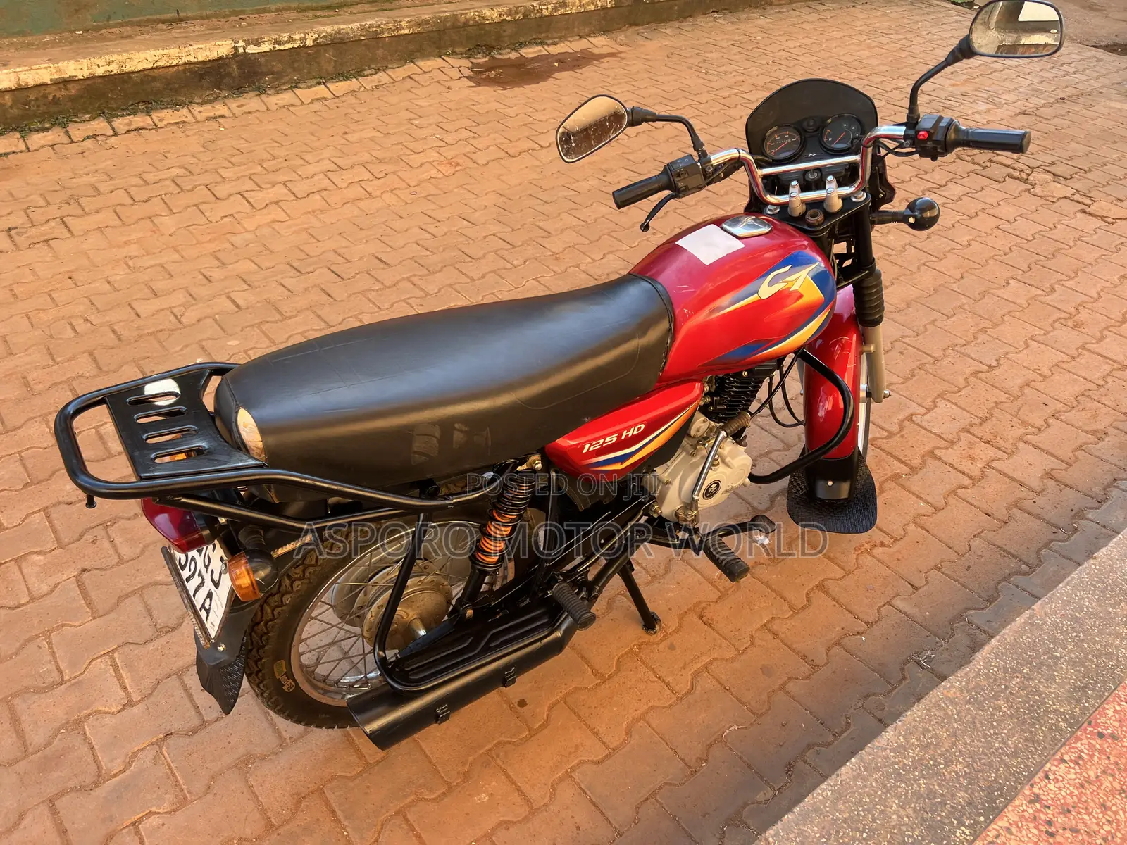 Bajaj CT 125X 2025 Red