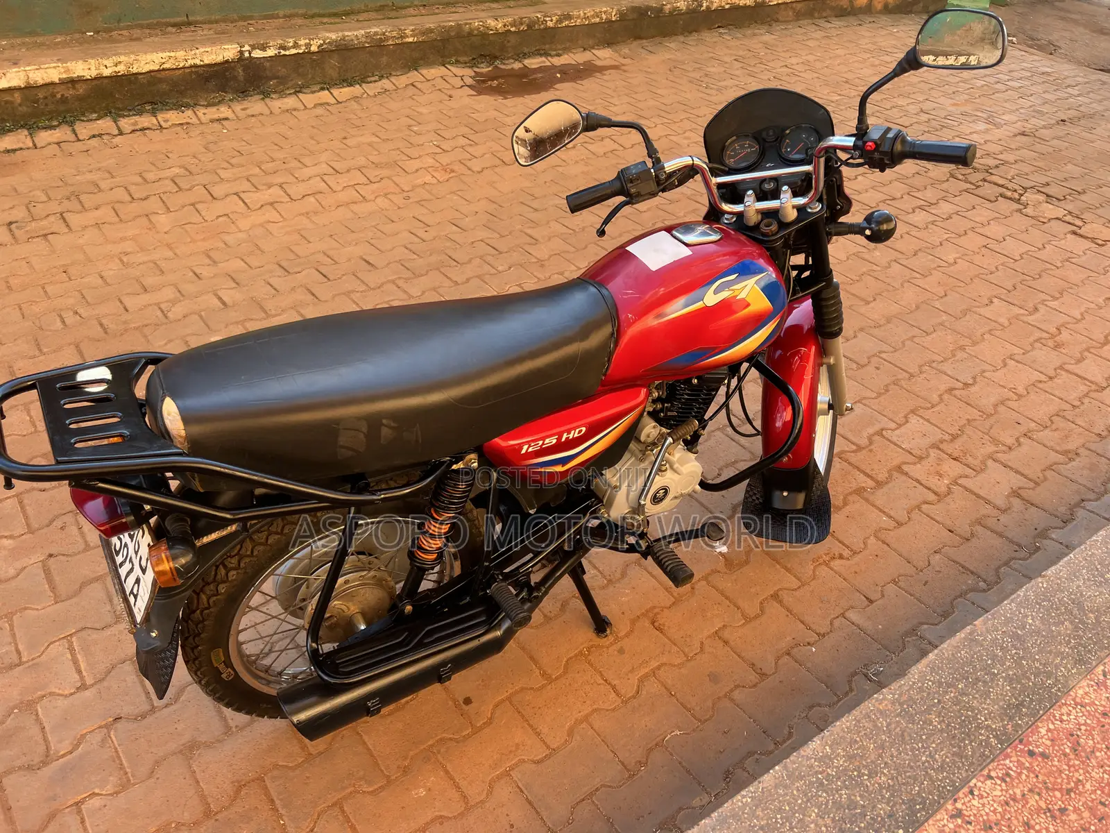 Bajaj CT 125X 2025 Red