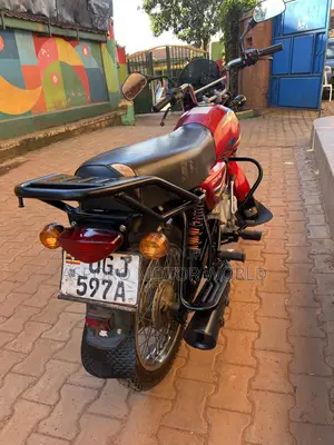 Bajaj CT 125X 2025 Red