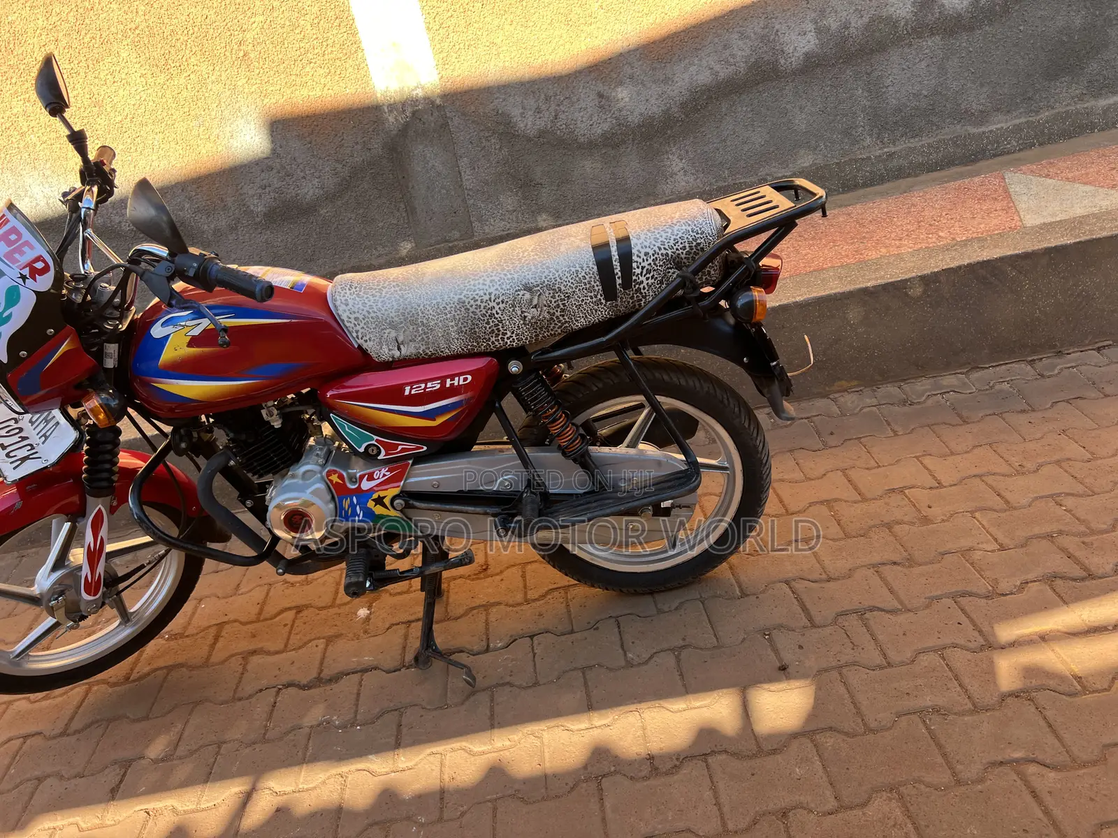 Bajaj CT 125X 2025 Red