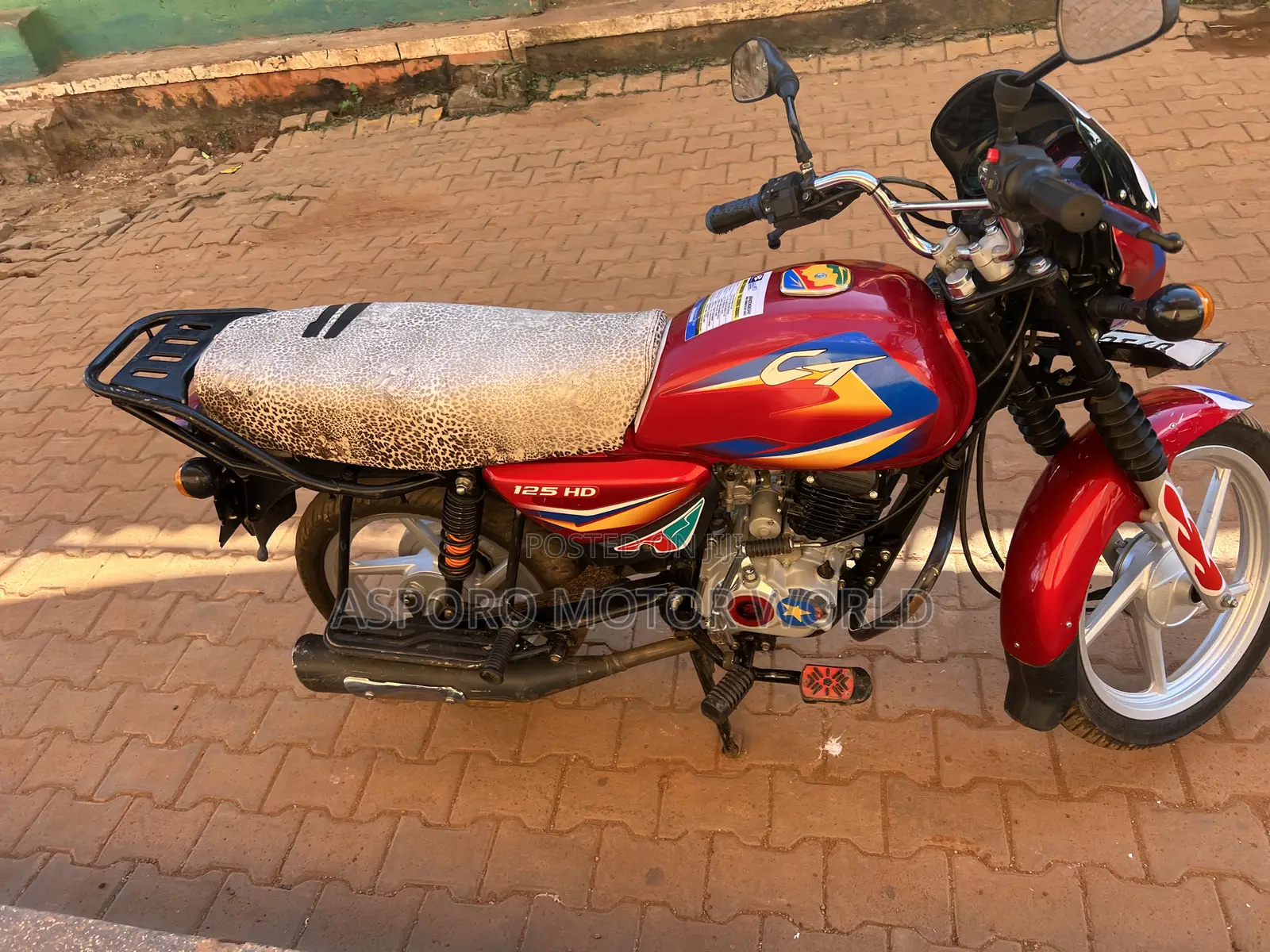 Bajaj CT 125X 2025 Red