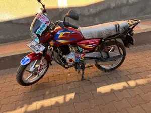 Bajaj CT 125X 2025 Red