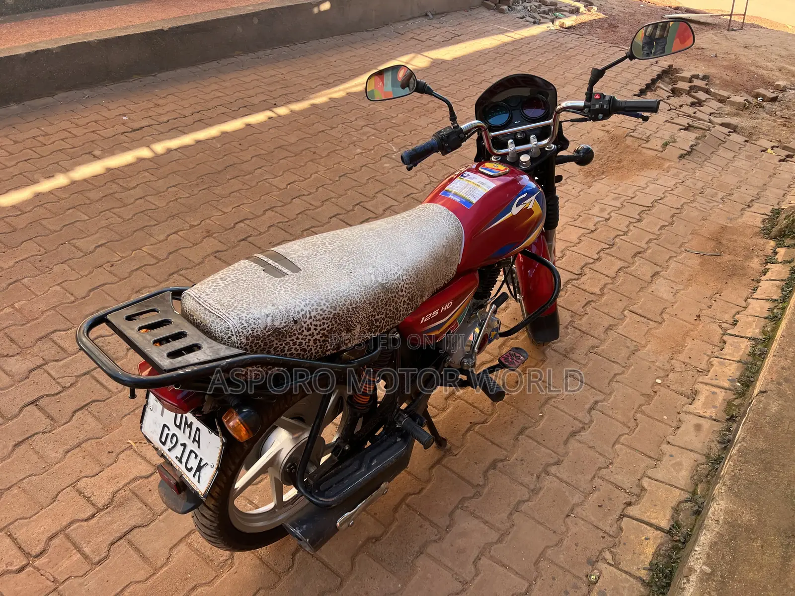 Bajaj CT 125X 2025 Red
