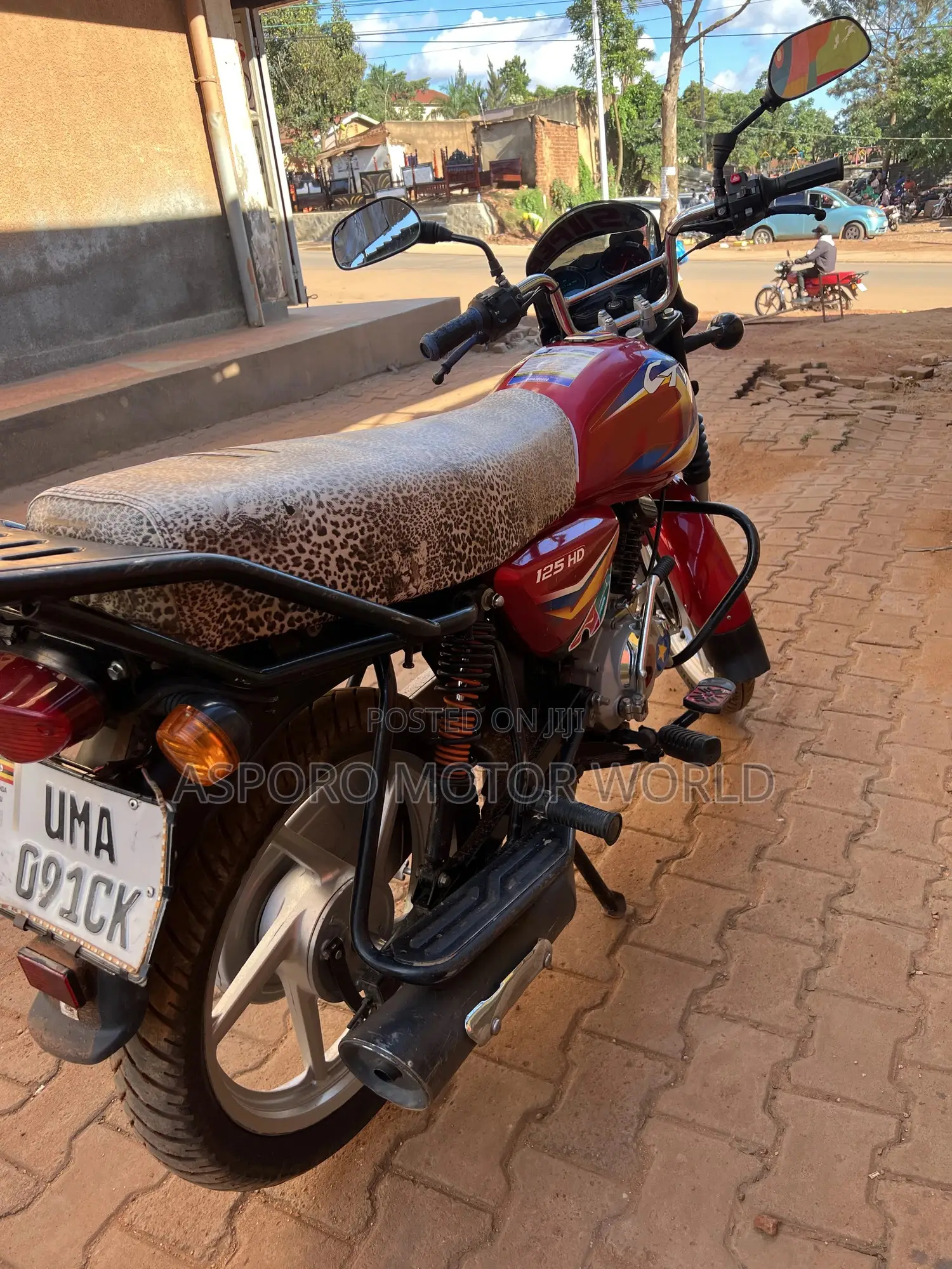 Bajaj CT 125X 2025 Red