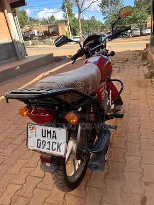 Bajaj CT 125X 2025 Red
