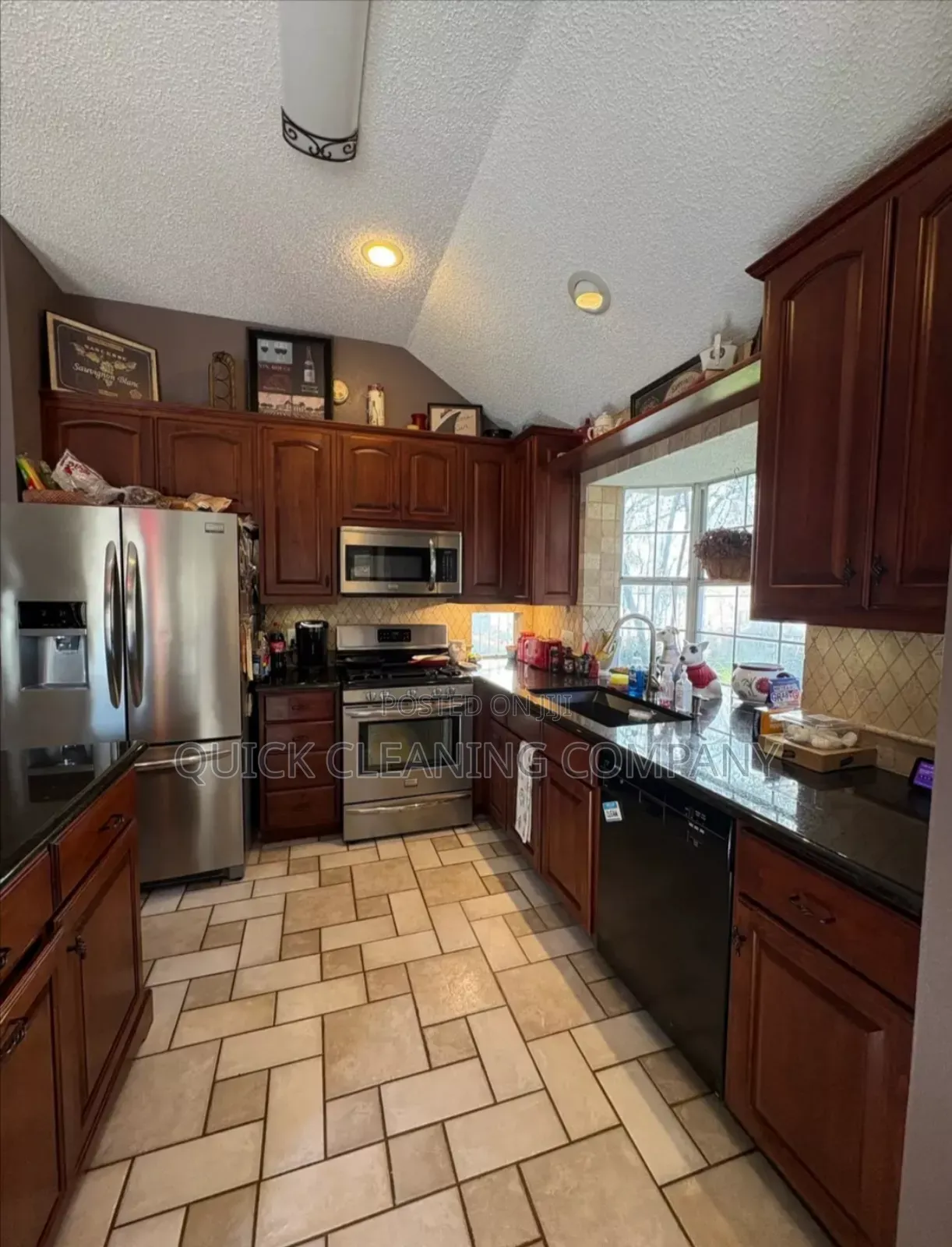 Cleaning Service Specialist