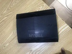 Ps3 Super Slim, 2controllers, 20 Games