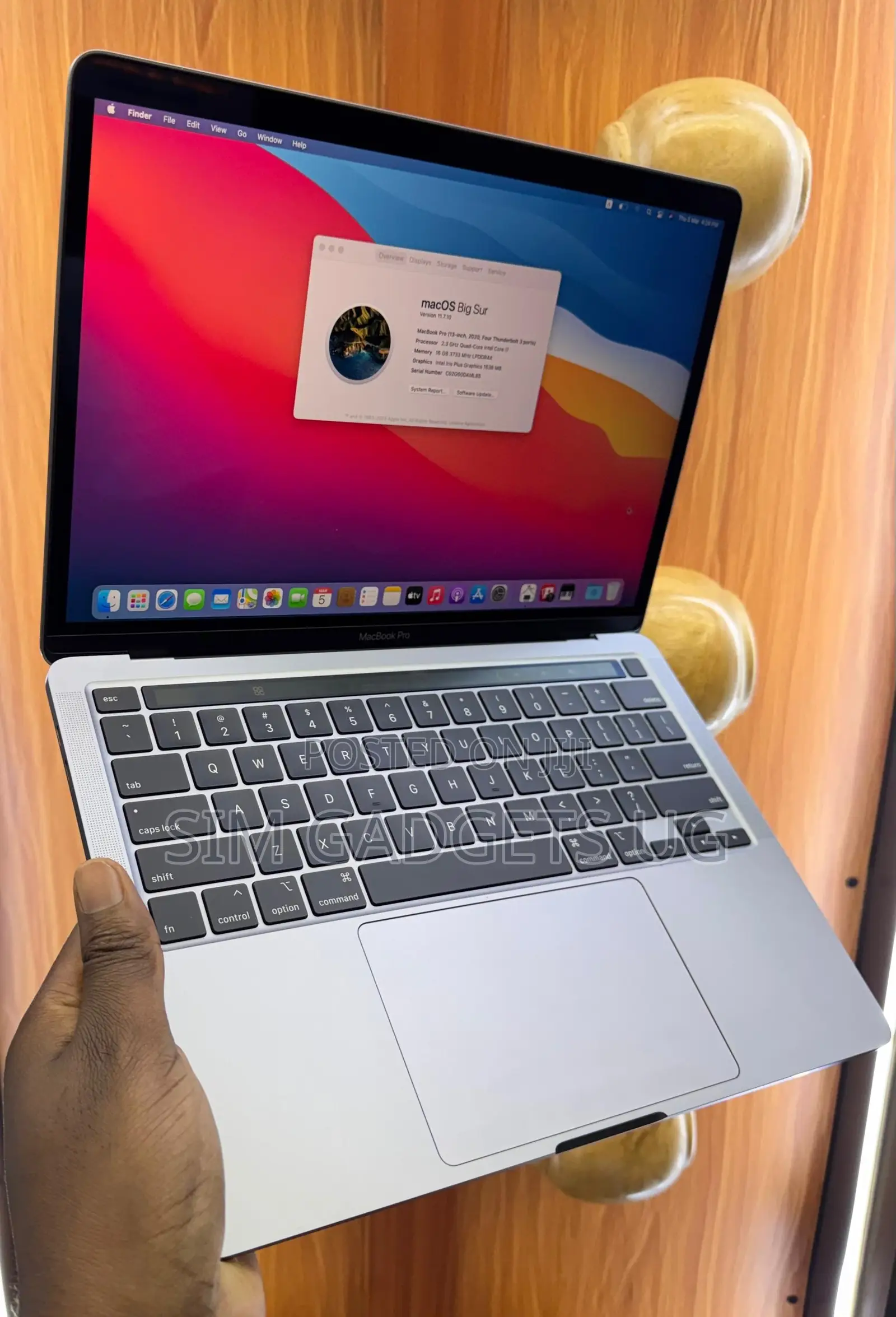 Laptop Apple MacBook Pro 16GB Intel Core i7 SSD 512GB
