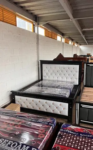 5by6 Lether Bed