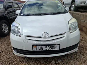 Toyota Passo Sette 1.5 FWD 2012 White