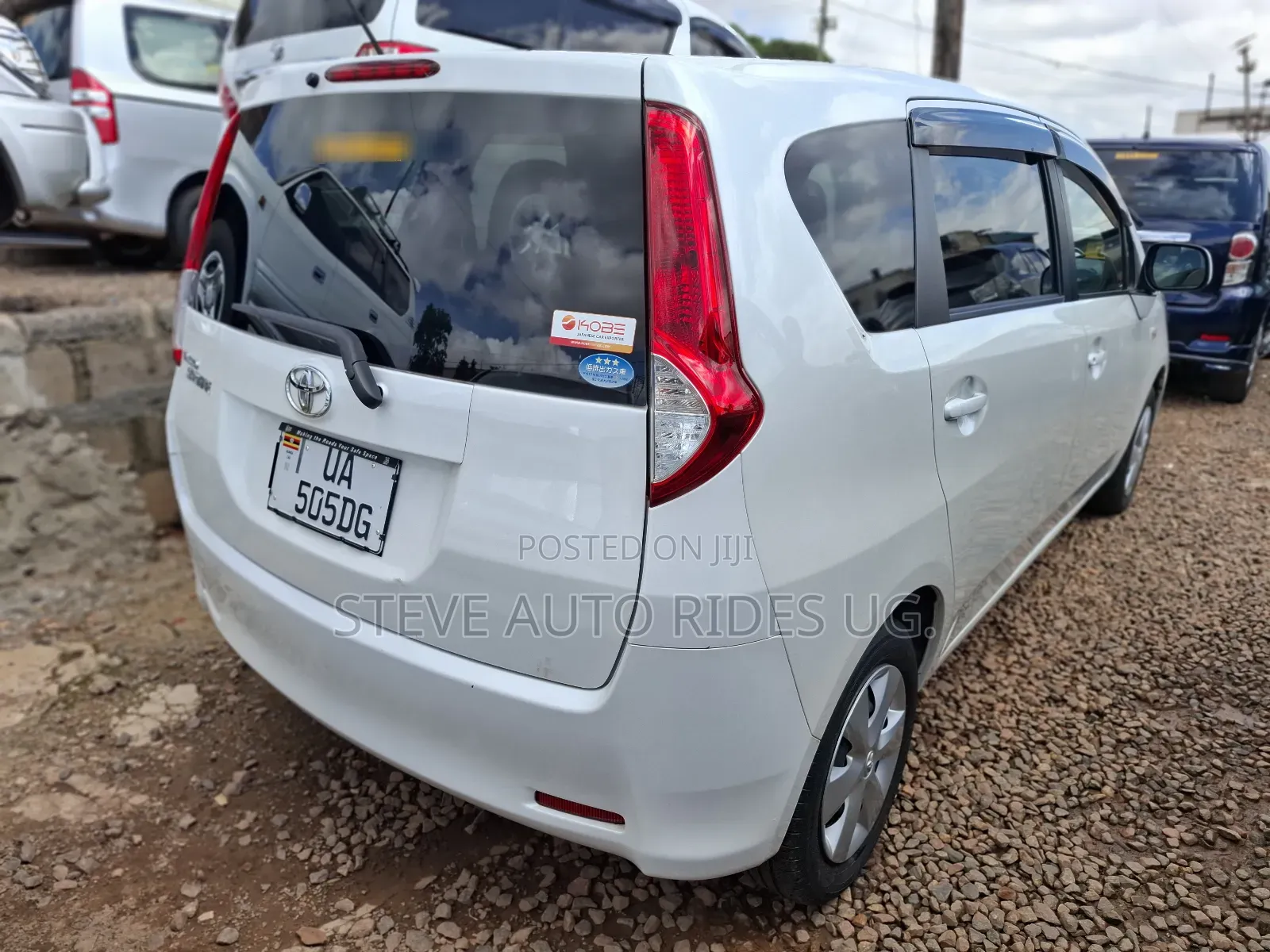 Toyota Passo Sette 1.5 FWD 2012 White