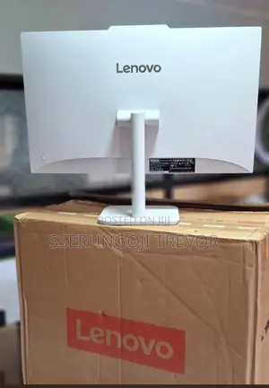 New Lenovo ThinkStation P900 8GB Intel Core i3 SSHD+SSD 512GB