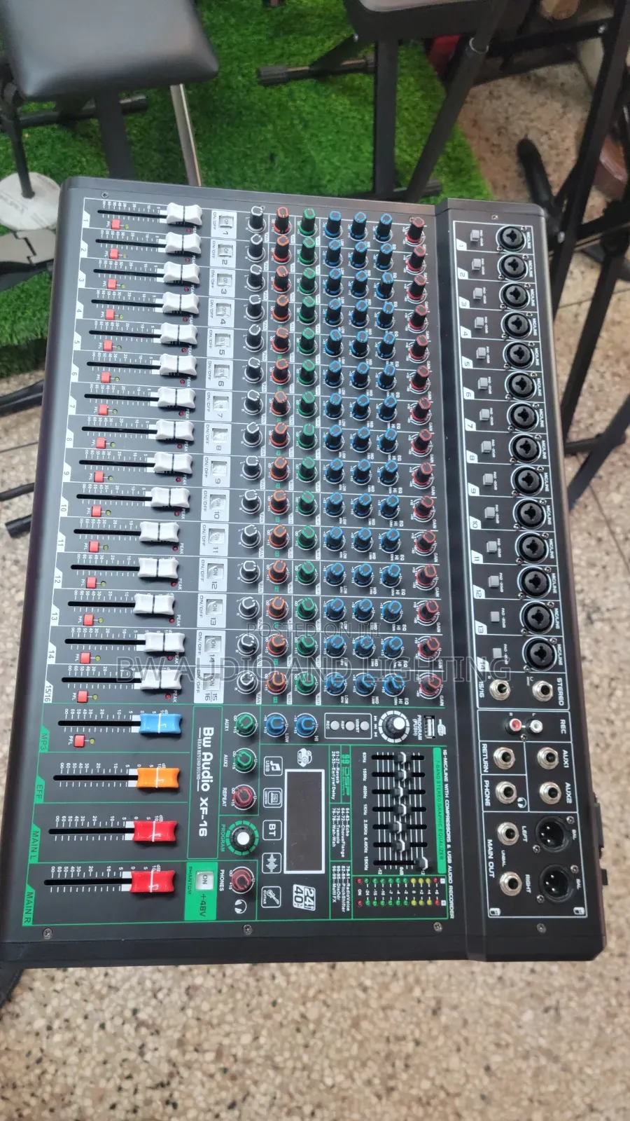 16 Channel Audio Mixer Console