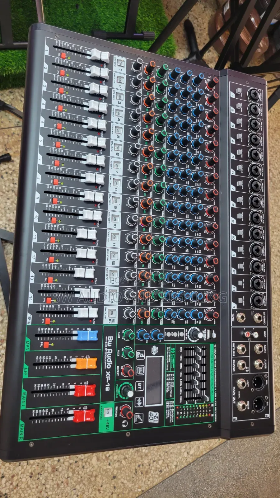 16 Channel Audio Mixer Console