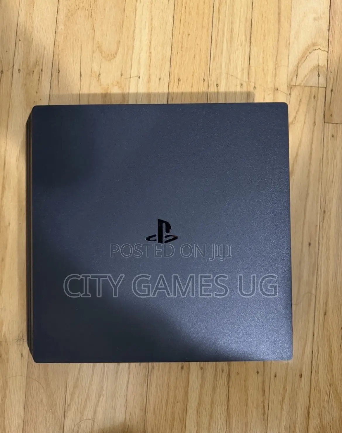 Sony Playstation 4 Console With 3 Controllers, 8games