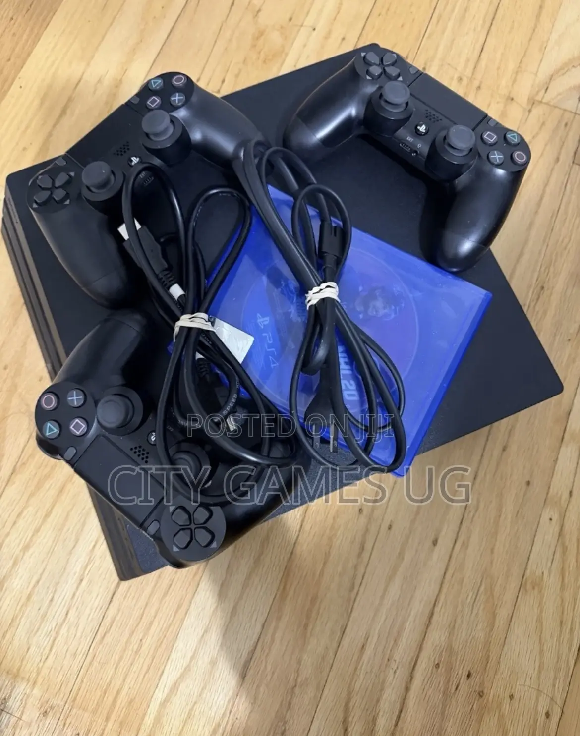 Sony Playstation 4 Console With 3 Controllers, 8games