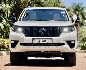 Toyota Land Cruiser Prado 2.7 2023 White