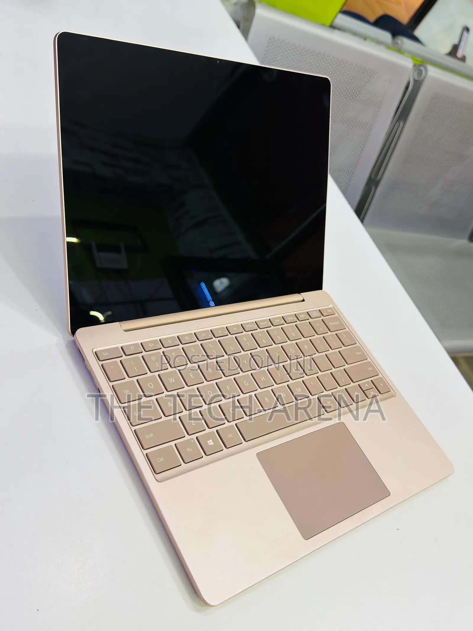 New Laptop Microsoft Surface 8GB Intel Core i5 SSD 512GB