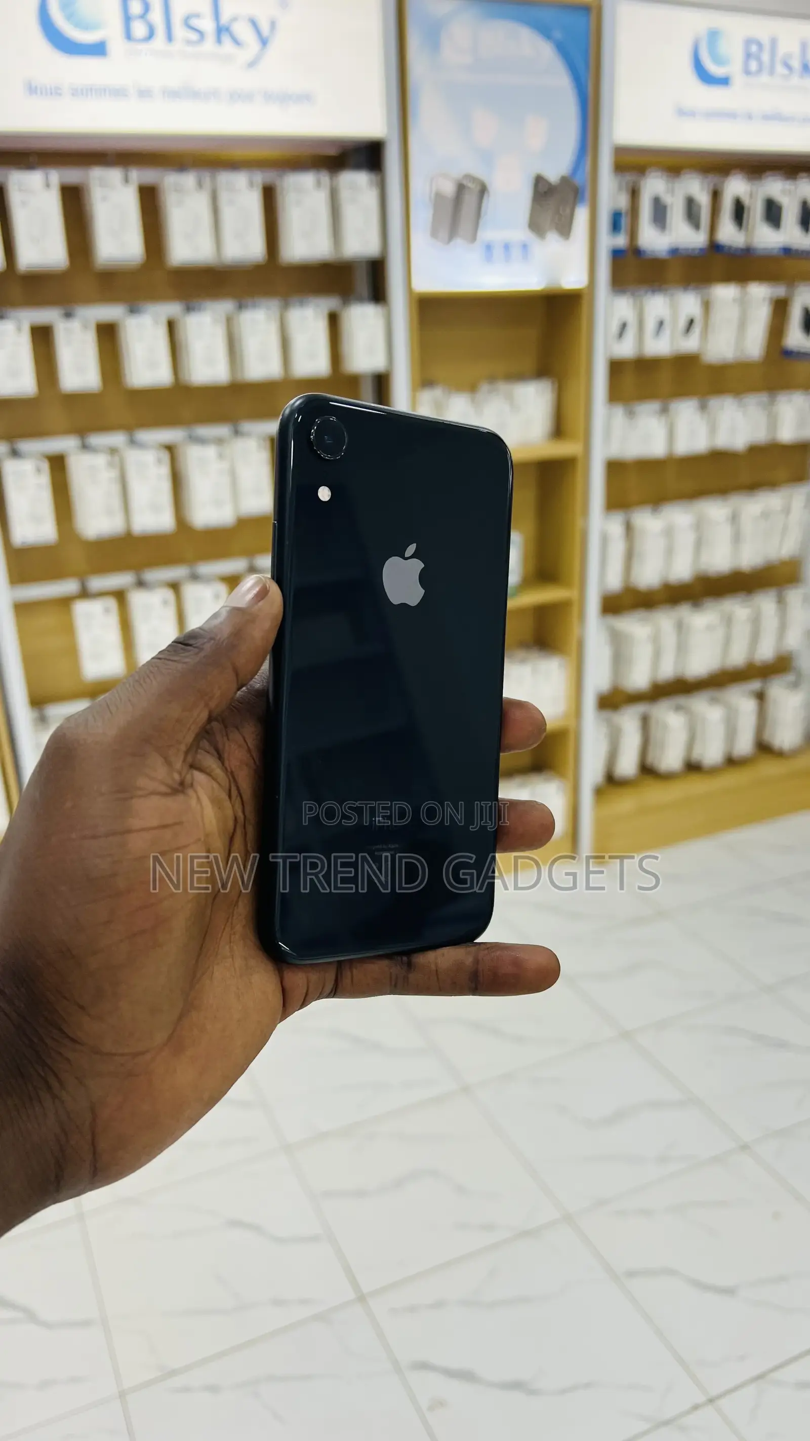 Apple iPhone XR 64 GB Black