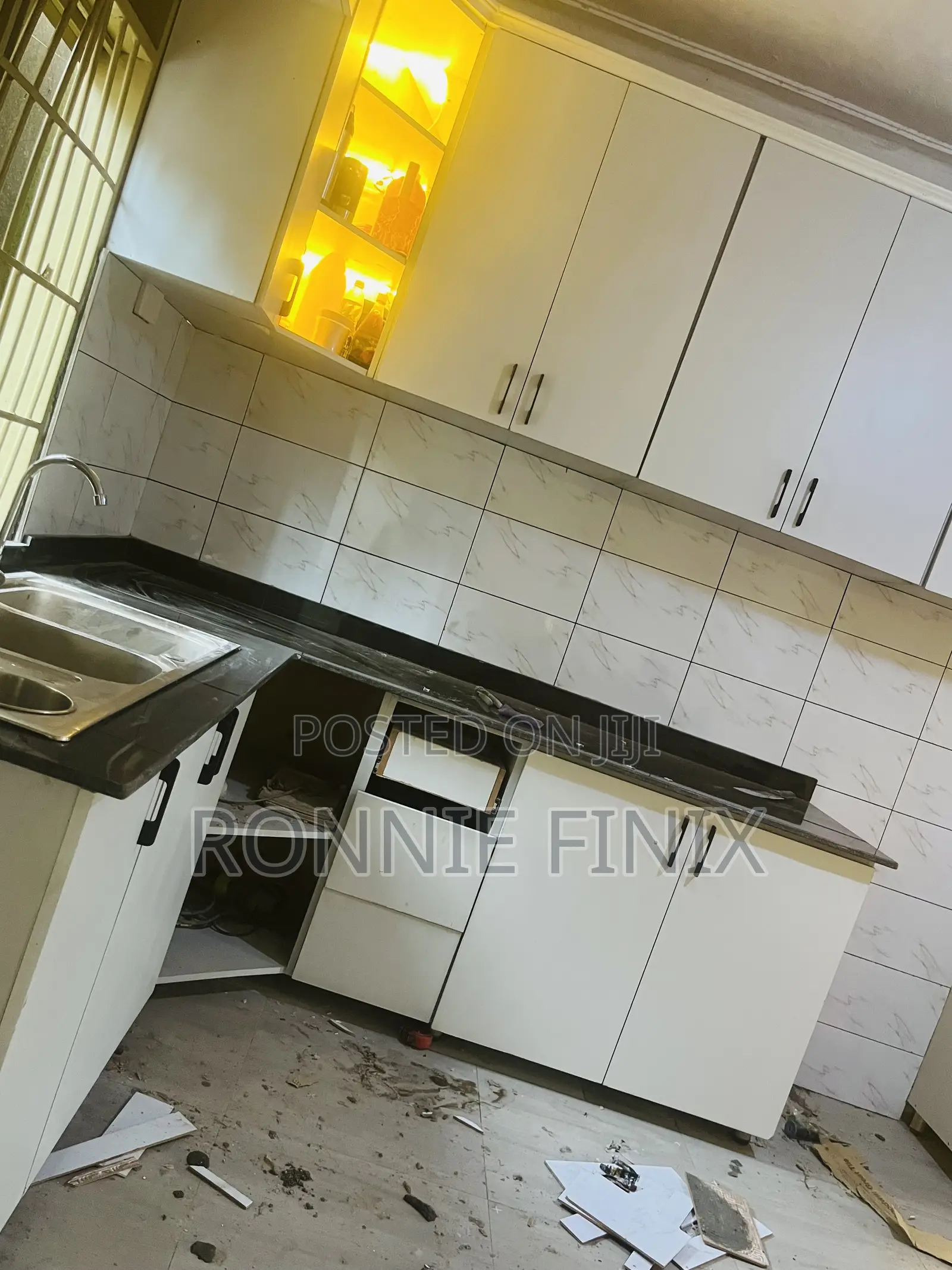 Kitchen Tiling