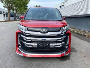 Toyota Noah 2022 Red