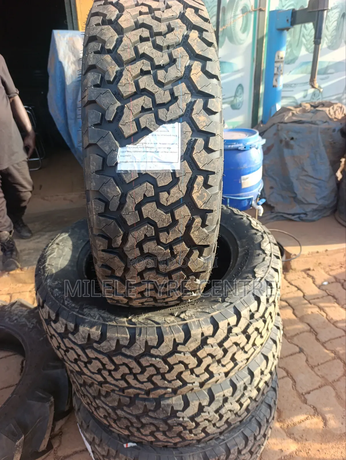 275/60r20 Yusta M.T