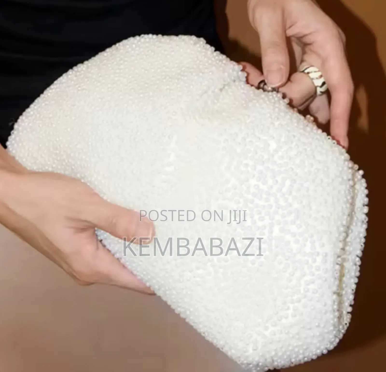 1piece Pearl Studded Pouch Purse