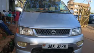 Toyota Regius 1999