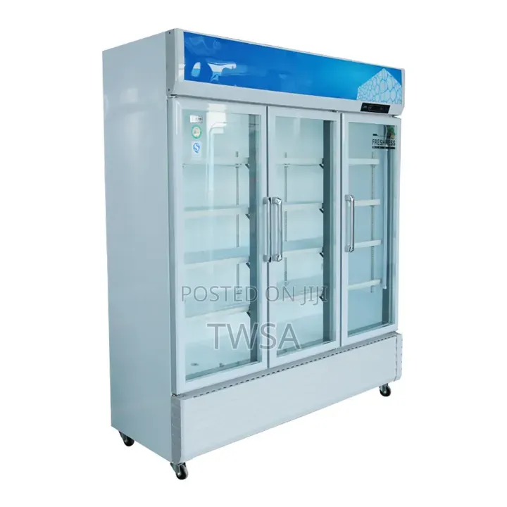 3 Doors Chiller Display Case