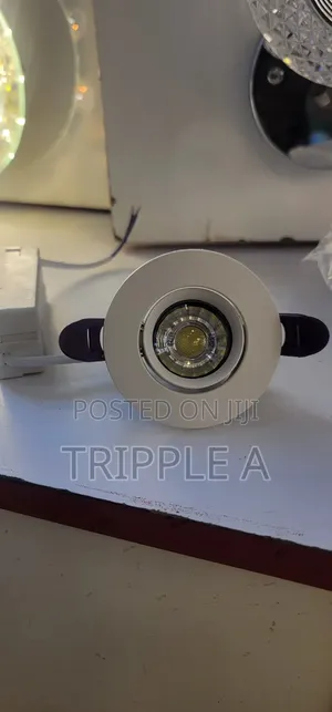 Round Ceramic Brillance