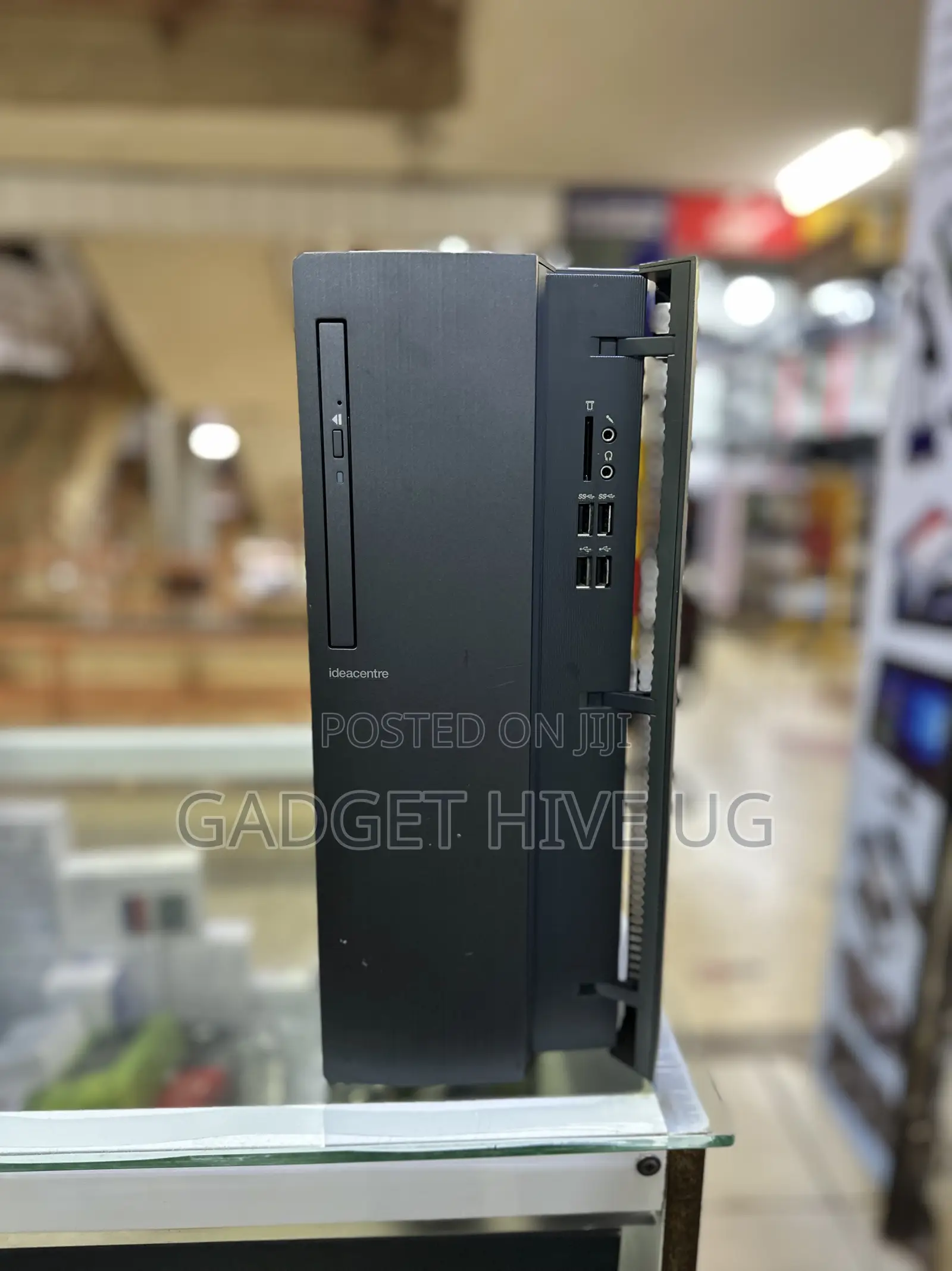 Desktop Computer Lenovo ideacentre 610S 8GB AMD Ryzen 3 HDD 1T