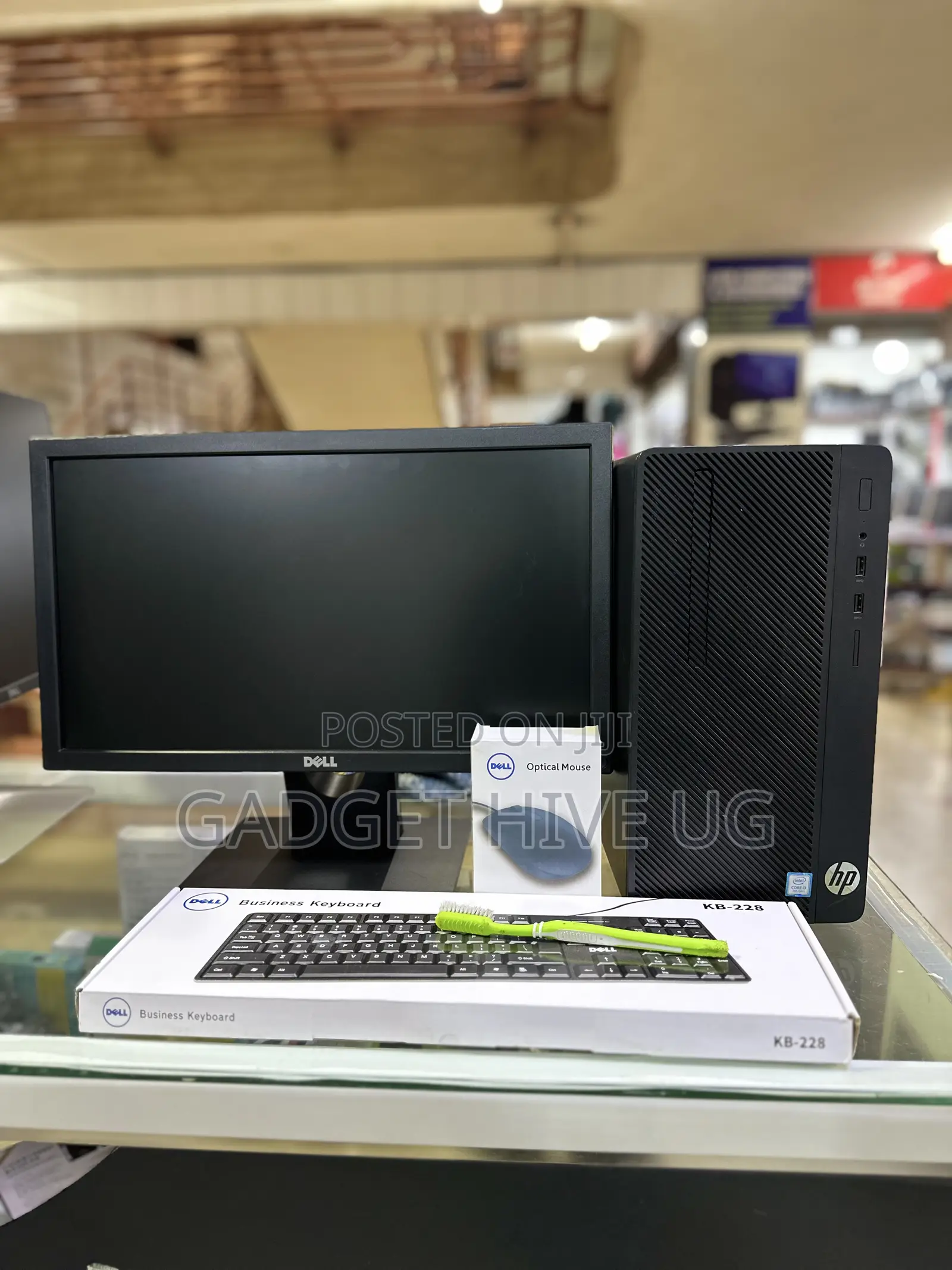 Desktop Computer HP 8GB Intel Core i3 HDD 500GB