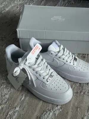 Fiz Drip White Sneakers