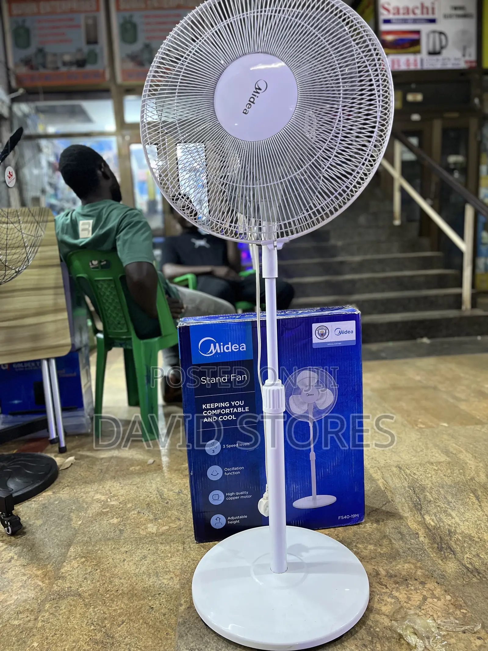 Midea 16-inch White Stand Fan – Powerful, Quiet Adjustable
