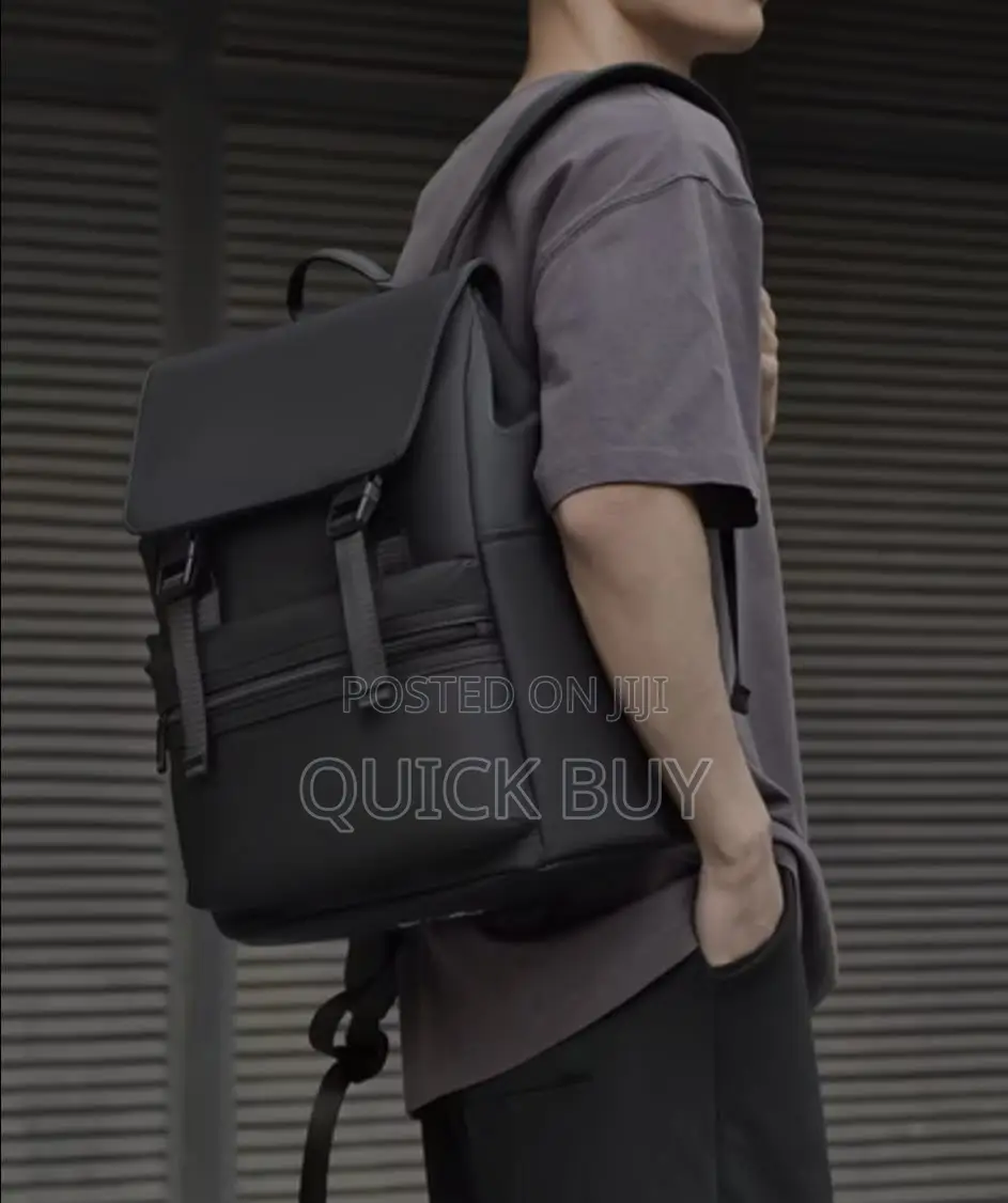 Mast Harbour Men's Solid Medium Backpack