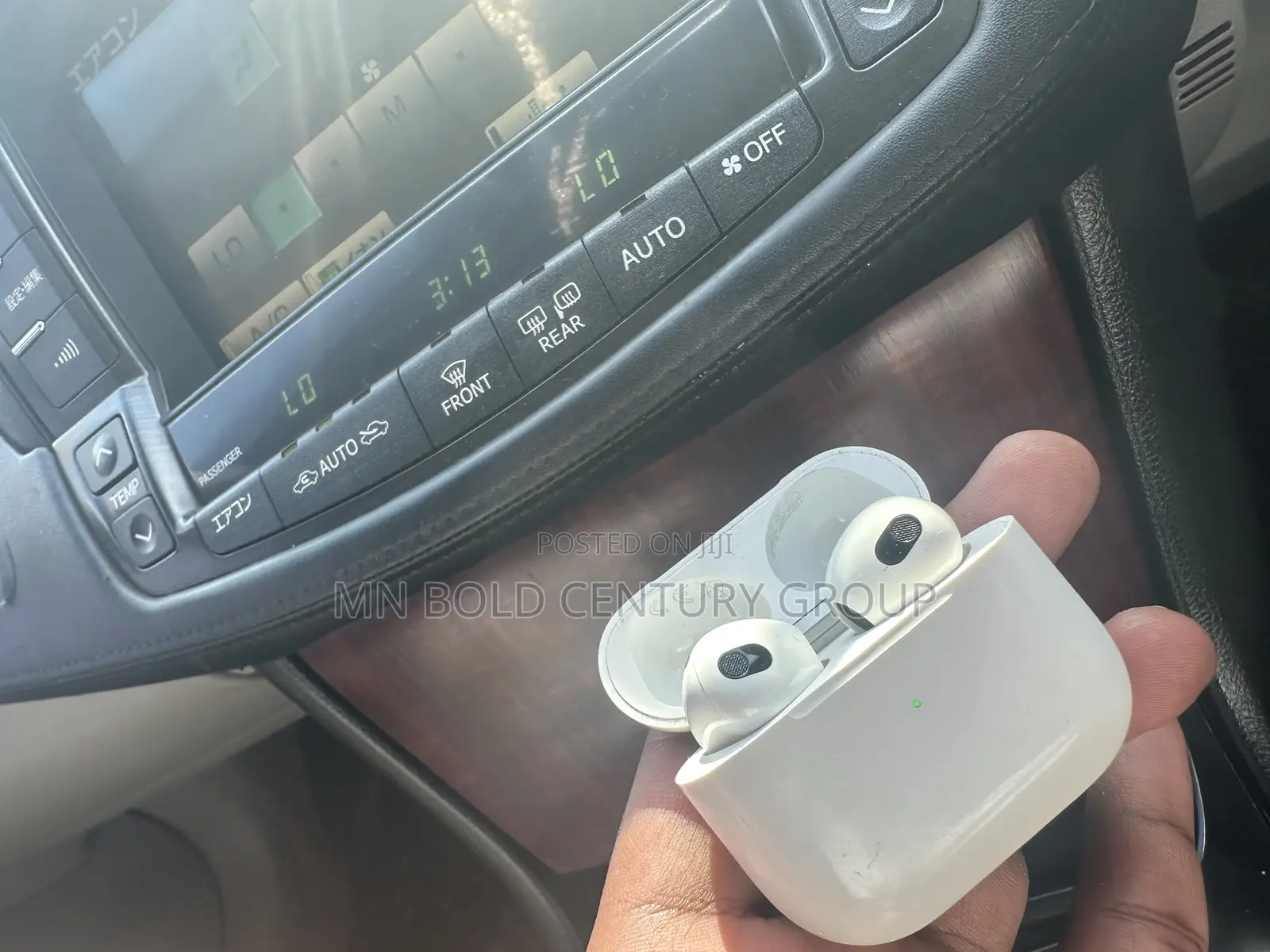 Original Apple Airpods 3