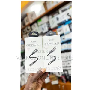 Yesido Original Aux iPhone to 3.5mm Audio Adapter (Plug Play)