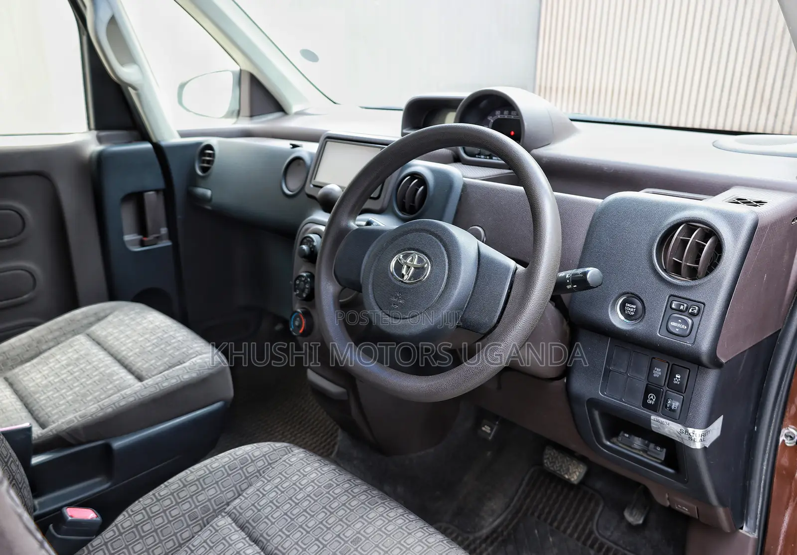 Toyota Spade 2012 Brown