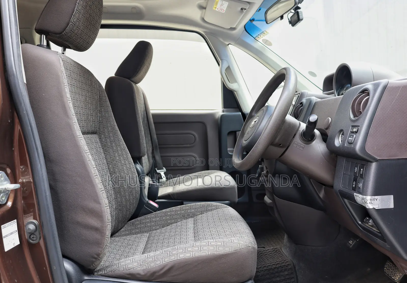 Toyota Spade 2012 Brown